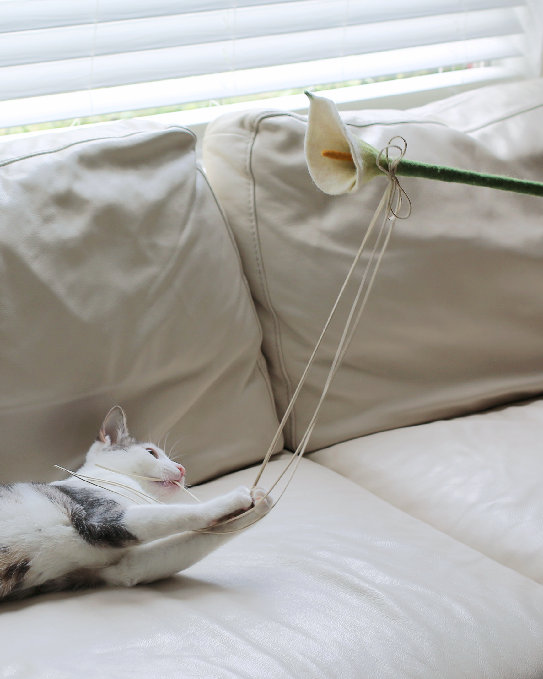 Catenary Flora Wand